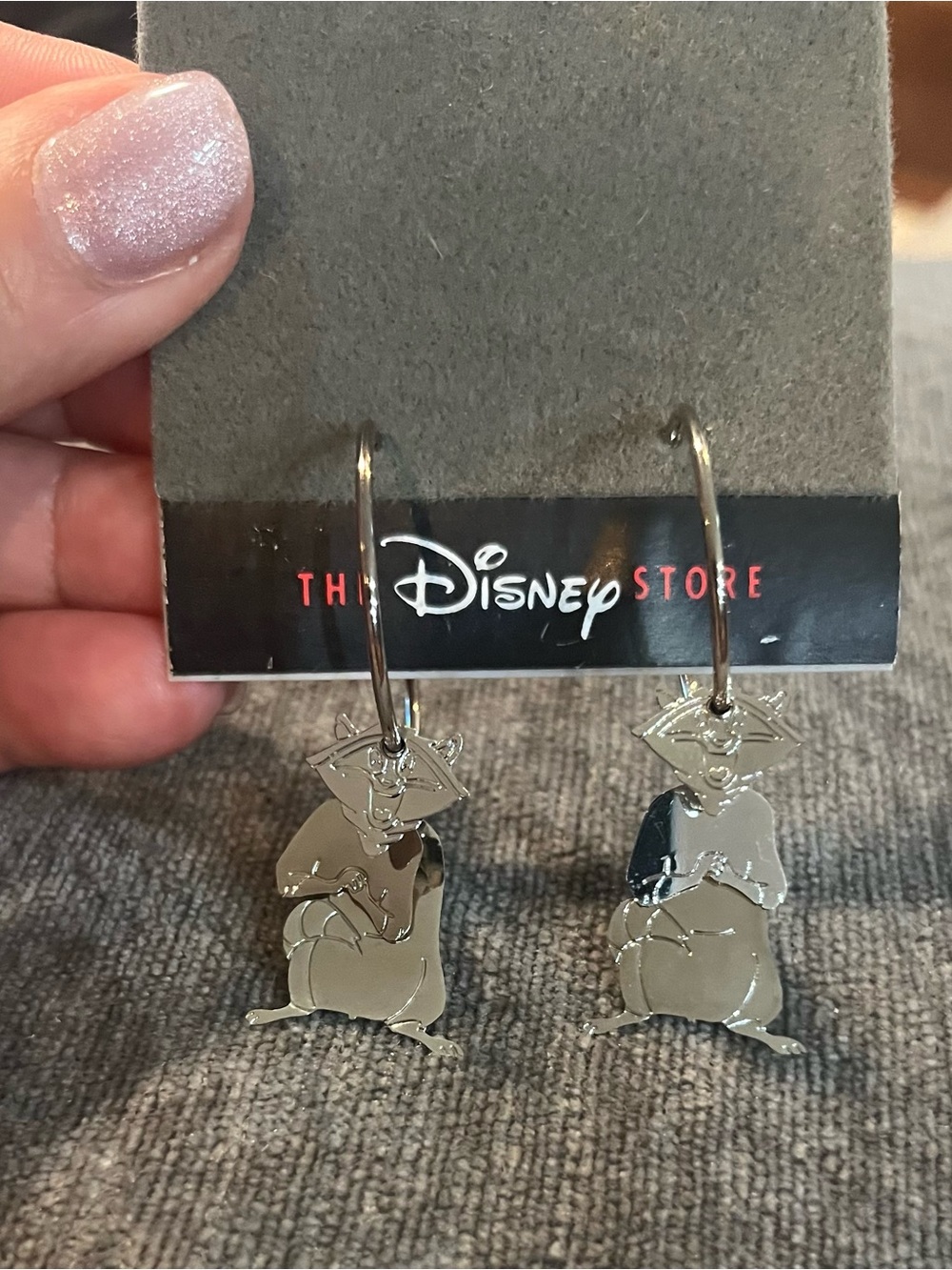 Disney Store Silver Pocahontas Meeko Hoop Earrings